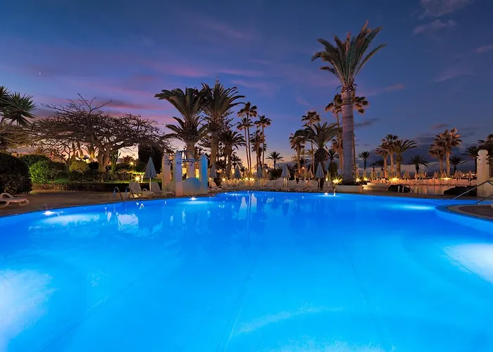 أتش10 لاس بالميراس فندق