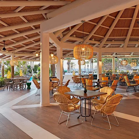 H10 Palmeras Hotel 4*
