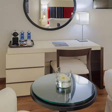 H10 Palmeras Hotel
