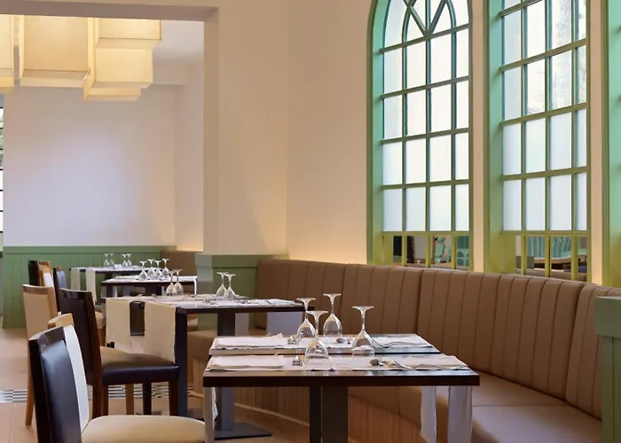 H10 Palmeras Hotel 4*